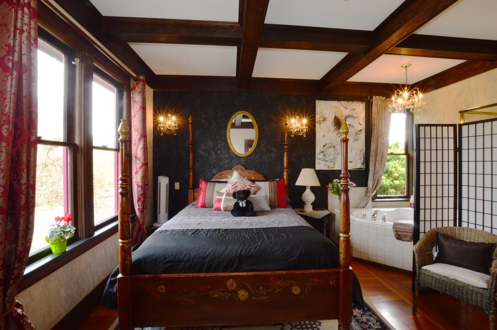 Marketa'S Bed And Breakfast Bed & Breakfast